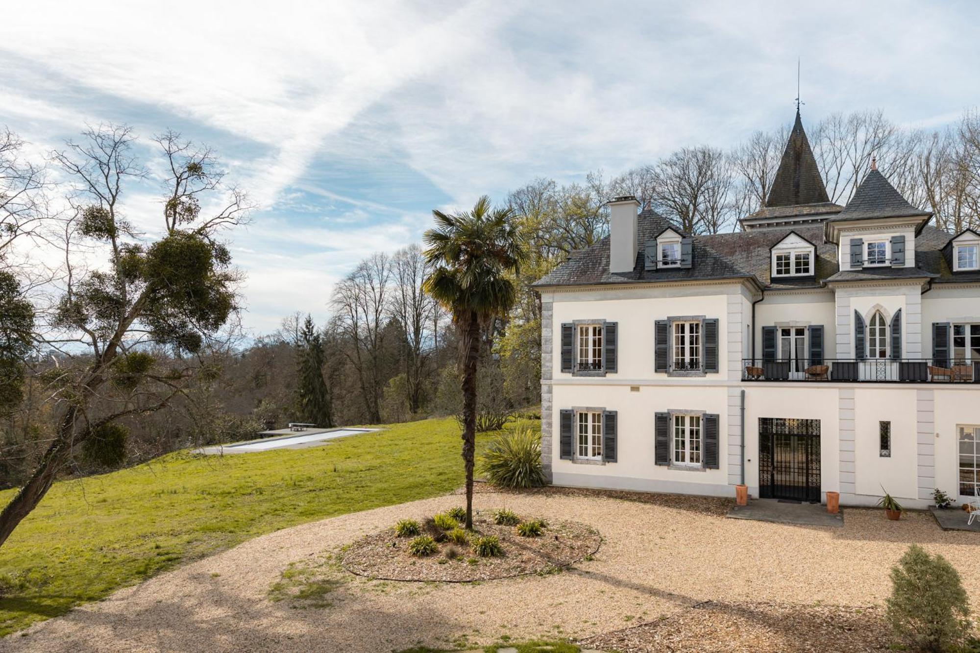 Domaine Mont-Riant A Jurancon Apartment Exterior photo